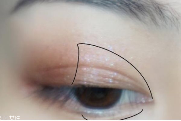 棕色眼影的眼妝怎么畫(huà) 淺棕色眼妝畫(huà)法