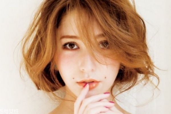 大眼娃娃妝怎么化 韓國(guó)大眼妝畫法