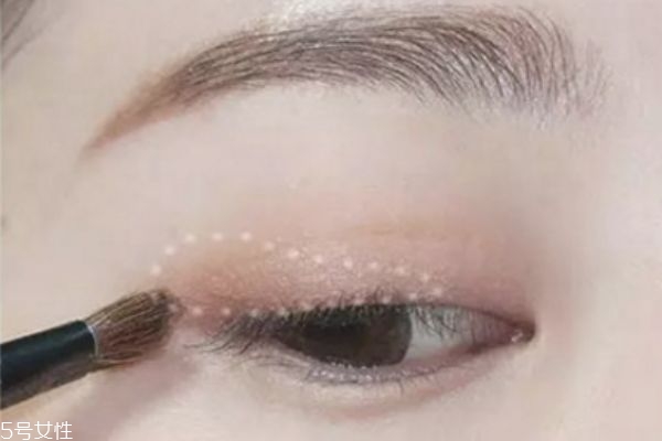 肉橘色眼妝怎么畫 橘色的眼妝 肉橘色眼妝怎么畫 橘色的眼妝