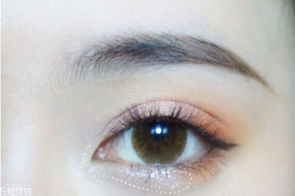 肉橘色眼妝怎么畫 橘色的眼妝 肉橘色眼妝怎么畫 橘色的眼妝