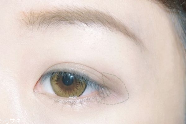 大眼娃娃妝怎么化 韓國(guó)大眼妝畫法