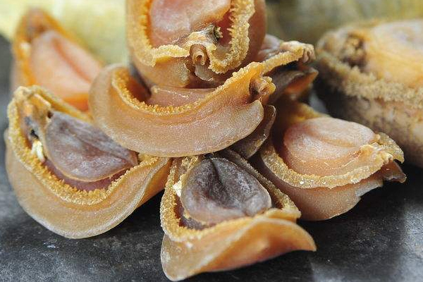 干鮑魚(yú)顏色發(fā)黑正常嗎 劣質(zhì)貨不要買