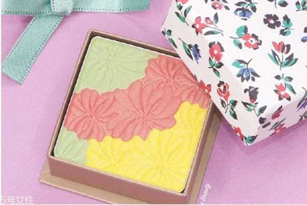 paul joe眼影試色 paul joe2019春季彩妝系列 paul joe眼影試色 paul joe2019春季彩妝系列