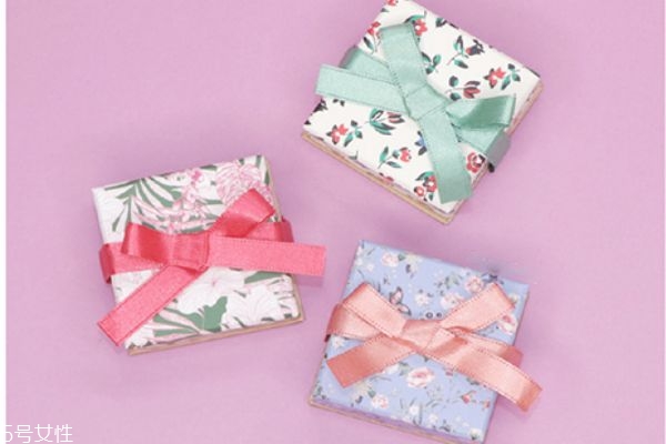 paul joe眼影試色 paul joe2019春季彩妝系列 paul joe眼影試色 paul joe2019春季彩妝系列