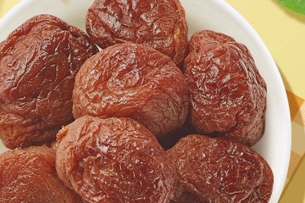 話梅怎么泡水 開(kāi)水沖泡