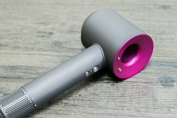 吹風機要買多大功率的 看在哪里用