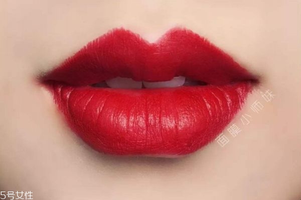 m型唇妝怎么畫(huà) 最流行m型唇妝畫(huà)法