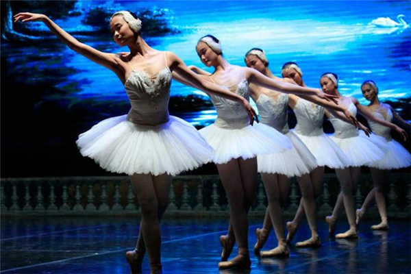 20歲學(xué)芭蕾舞晚嗎 會(huì)比較吃虧 20歲學(xué)芭蕾舞晚嗎 會(huì)比較吃虧