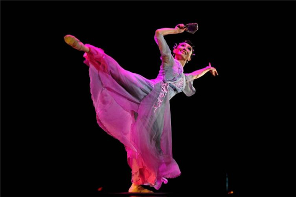 學(xué)中國舞的最佳年齡 建議從小開始 學(xué)中國舞的最佳年齡 建議從小開始