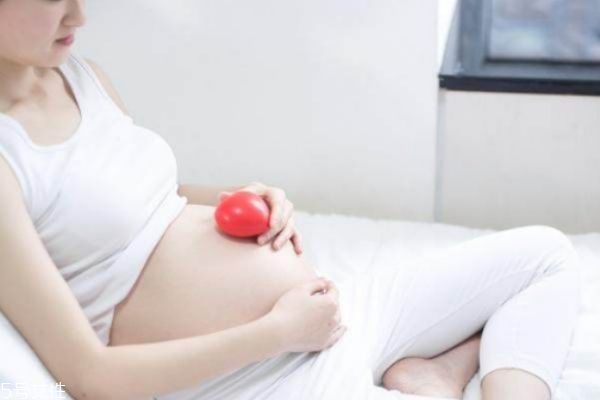 懷孕期間乳暈總是會變暗嗎 懷孕其他部位也會變黑 懷孕期間乳暈總是會變暗嗎 懷孕其他部位也會變黑