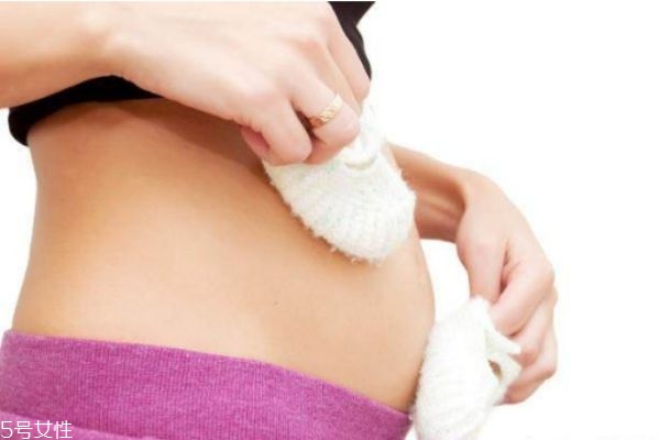 懷孕期間乳暈總是會變暗嗎 懷孕其他部位也會變黑 懷孕期間乳暈總是會變暗嗎 懷孕其他部位也會變黑