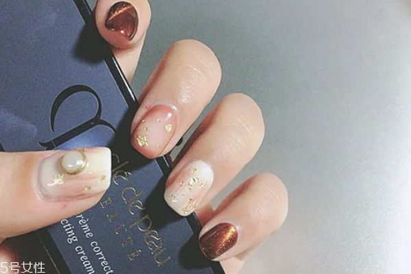 小豬美甲教程圖解 2019新年美甲圖片 小豬美甲教程圖解 2019新年美甲圖片