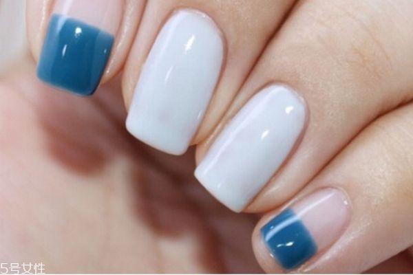 日系田園風美甲怎么做 絲絨美甲做法教程