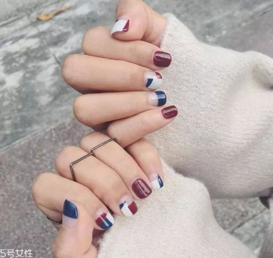 女生秋冬做什么美甲好看 冬季美甲這幾款最顯氣質(zhì) 女生秋冬做什么美甲好看 冬季美甲這幾款最顯氣質(zhì)