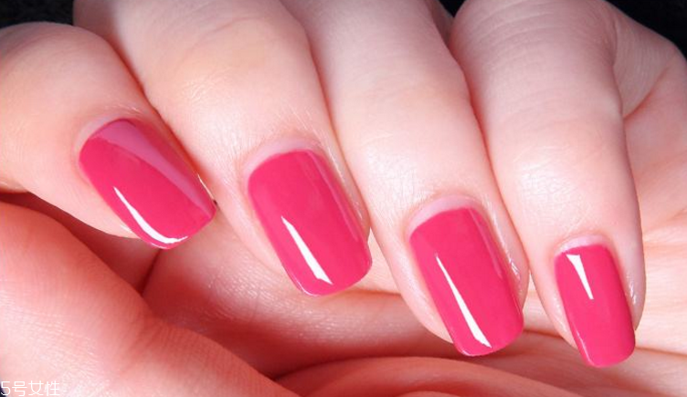 女生秋冬做什么美甲好看 冬季美甲這幾款最顯氣質(zhì) 女生秋冬做什么美甲好看 冬季美甲這幾款最顯氣質(zhì)
