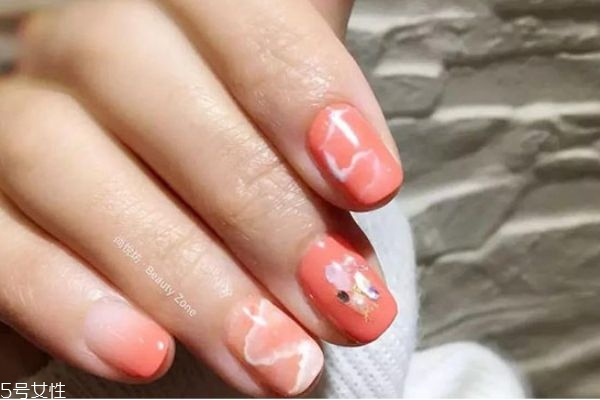 小豬美甲教程圖解 2019新年美甲圖片 小豬美甲教程圖解 2019新年美甲圖片