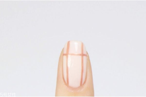 日系田園風美甲怎么做 絲絨美甲做法教程