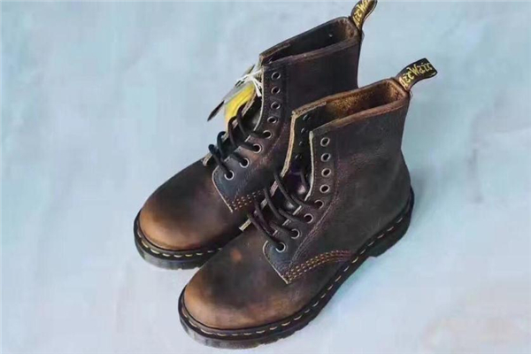 timberland大黃靴如何清洗 大黃靴買cat還是踢不爛