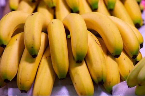 草莓和香蕉可以一起吃嗎？小心脾胃虛寒