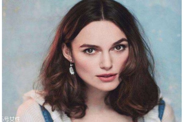 長(zhǎng)寬臉適合什么發(fā)型 長(zhǎng)寬臉女生適合的發(fā)型 長(zhǎng)寬臉適合什么發(fā)型 長(zhǎng)寬臉女生適合的發(fā)型