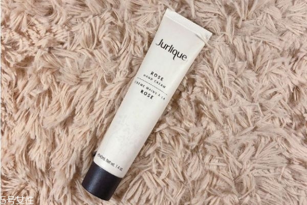 清爽型護(hù)手霜有哪些 滋潤(rùn)卻不油膩的護(hù)手霜安利 清爽型護(hù)手霜有哪些 滋潤(rùn)卻不油膩的護(hù)手霜安利