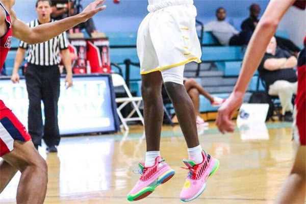 李寧韋德之道wow7小豬佩奇在哪買 線上線下同步發(fā)售 李寧韋德之道wow7小豬佩奇在哪買 線上線下同步發(fā)售