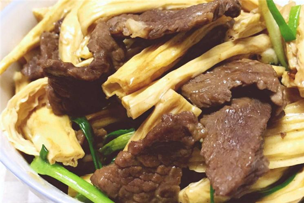 腐竹炒牛肉的做法 這樣更鮮美 腐竹炒牛肉的做法 這樣更鮮美