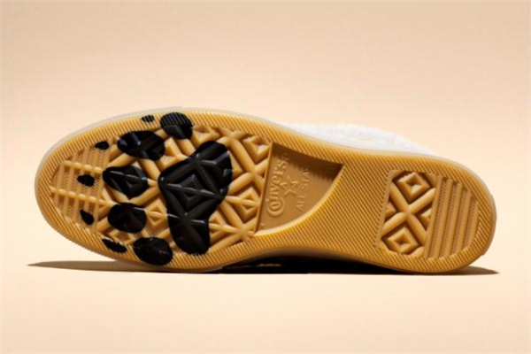 clot匡威北極熊聯(lián)名多少錢(qián) 原價(jià)并不高