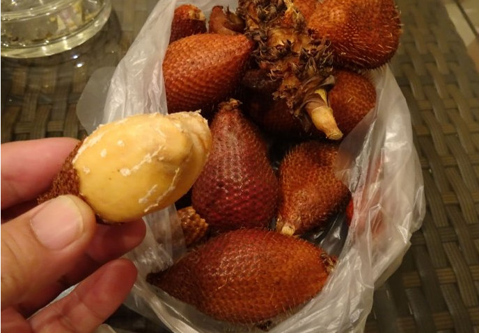 蛇皮果是什么季節(jié)成熟？蛇皮果是什么味道？