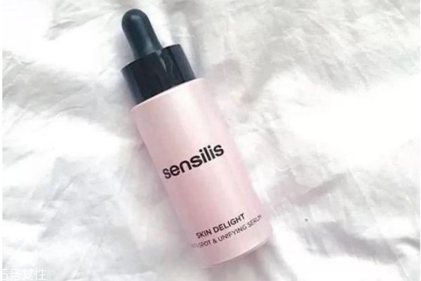 熱門美白精華有哪些 不能錯過的美白精華排行榜 熱門美白精華有哪些 不能錯過的美白精華排行榜