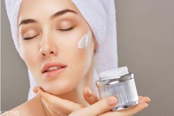 敏感肌膚會自己修復(fù)嗎 如何消滅敏感肌膚 敏感肌膚會自己修復(fù)嗎 如何消滅敏感肌膚