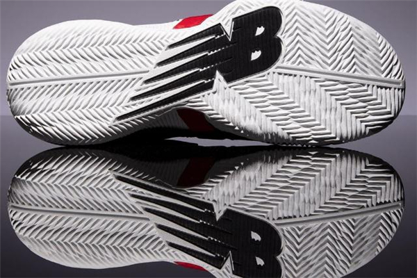 新百倫倫納德簽名球鞋開箱測評 倫納德全新戰(zhàn)靴細(xì)節(jié) 新百倫倫納德簽名球鞋開箱測評 倫納德全新戰(zhàn)靴細(xì)節(jié)