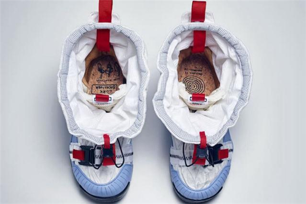 tom sachs聯(lián)名耐克mars yard overshoe價(jià)格 定價(jià)創(chuàng)新高 tom sachs聯(lián)名耐克mars yard overshoe價(jià)格 定價(jià)創(chuàng)新高