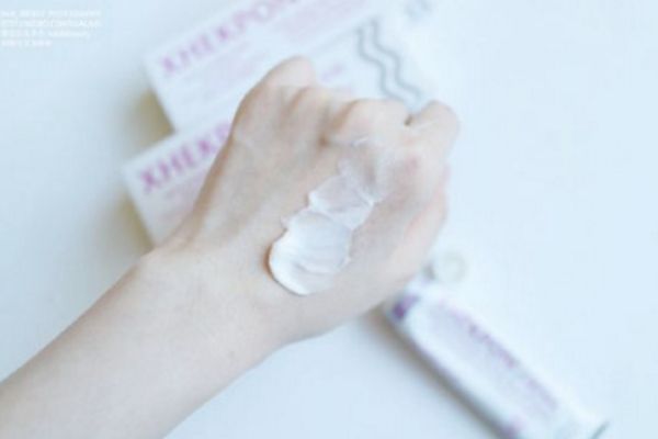 角質(zhì)層薄用什么護(hù)膚品？角質(zhì)層薄用什么洗面奶？