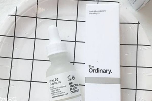 50多歲女人用什么護(hù)膚品 五十歲女性用什么牌子護(hù)膚品 50多歲女人用什么護(hù)膚品 五十歲女性用什么牌子護(hù)膚品