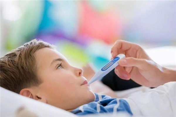 怎樣給寶寶按摩預防冬季感冒