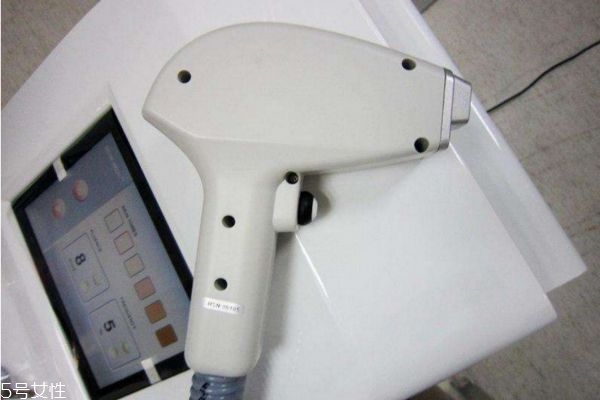 激光脫毛后還會長嗎 激光脫毛能堅持幾年 激光脫毛后還會長嗎 激光脫毛能堅持幾年