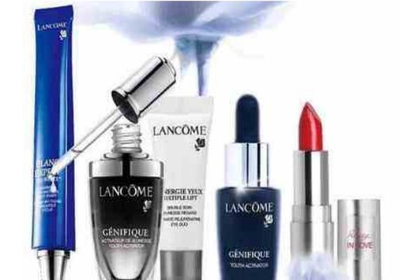 50多歲女人用什么護(hù)膚品 五十歲女性用什么牌子護(hù)膚品 50多歲女人用什么護(hù)膚品 五十歲女性用什么牌子護(hù)膚品