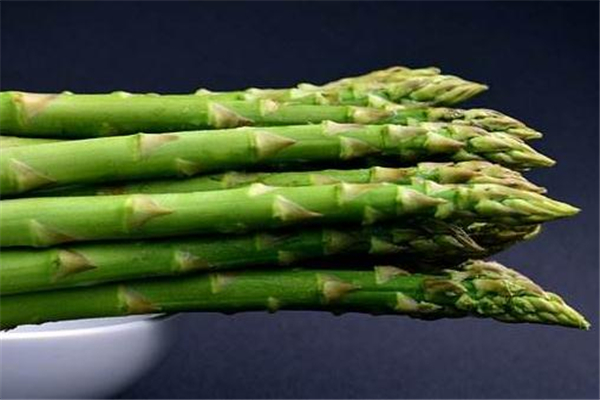 蘆筍和西紅柿能一起吃嗎 營養(yǎng)更豐富 蘆筍和西紅柿能一起吃嗎 營養(yǎng)更豐富