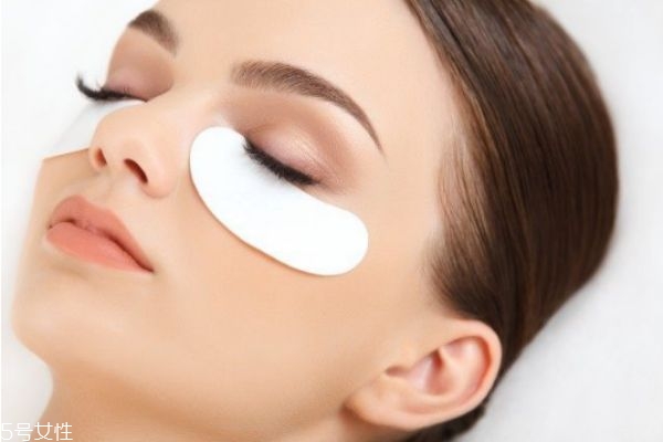 眼角長皺紋怎么辦 眼部怎么護理