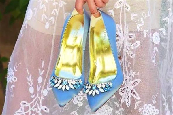 freya rose是什么牌子 英國著名婚鞋品牌 freya rose是什么牌子 英國著名婚鞋品牌