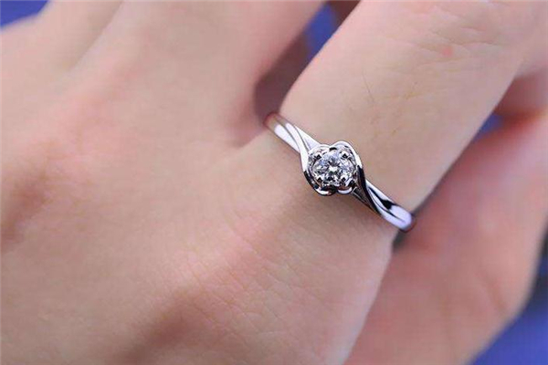 40分鉆戒多少錢 看鉆石品質(zhì) 40分鉆戒多少錢 看鉆石品質(zhì)