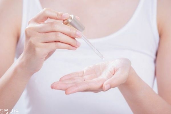 原液可以代替精華嗎 用了原液還要用精華嗎 原液可以代替精華嗎 用了原液還要用精華嗎