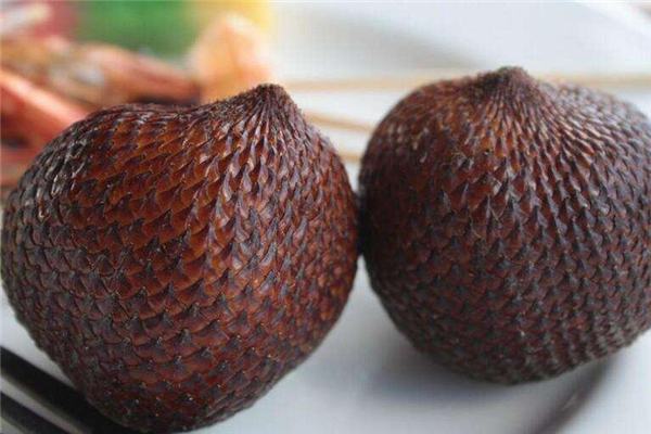 蛇皮果是哪個(gè)國(guó)家產(chǎn)的 東南亞國(guó)家居多