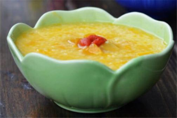 香蕉小米粥的做法 營養(yǎng)價(jià)值很高