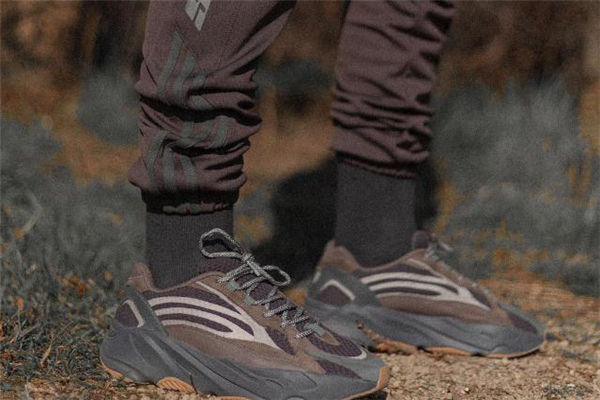yeezy 700 geode什么時(shí)候發(fā)售 椰子新配色來襲