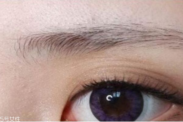 雙色眼影怎么正確使用 雙色眼影推薦