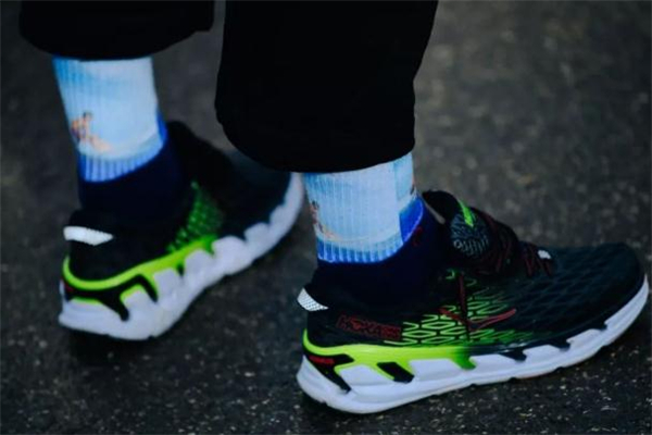 hoka one one跑鞋怎么樣 來(lái)看測(cè)評(píng)報(bào)告