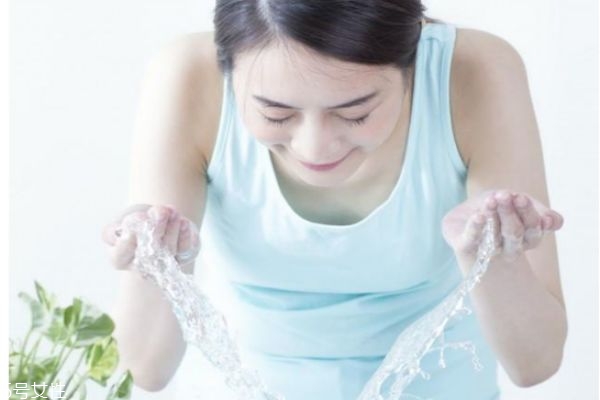 春季護(hù)膚重點 春季護(hù)膚小知識