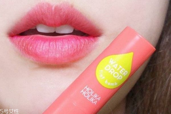 適合春天的少女粉色唇膏推薦 適合少女用的口紅顏色 適合春天的少女粉色唇膏推薦 適合少女用的口紅顏色